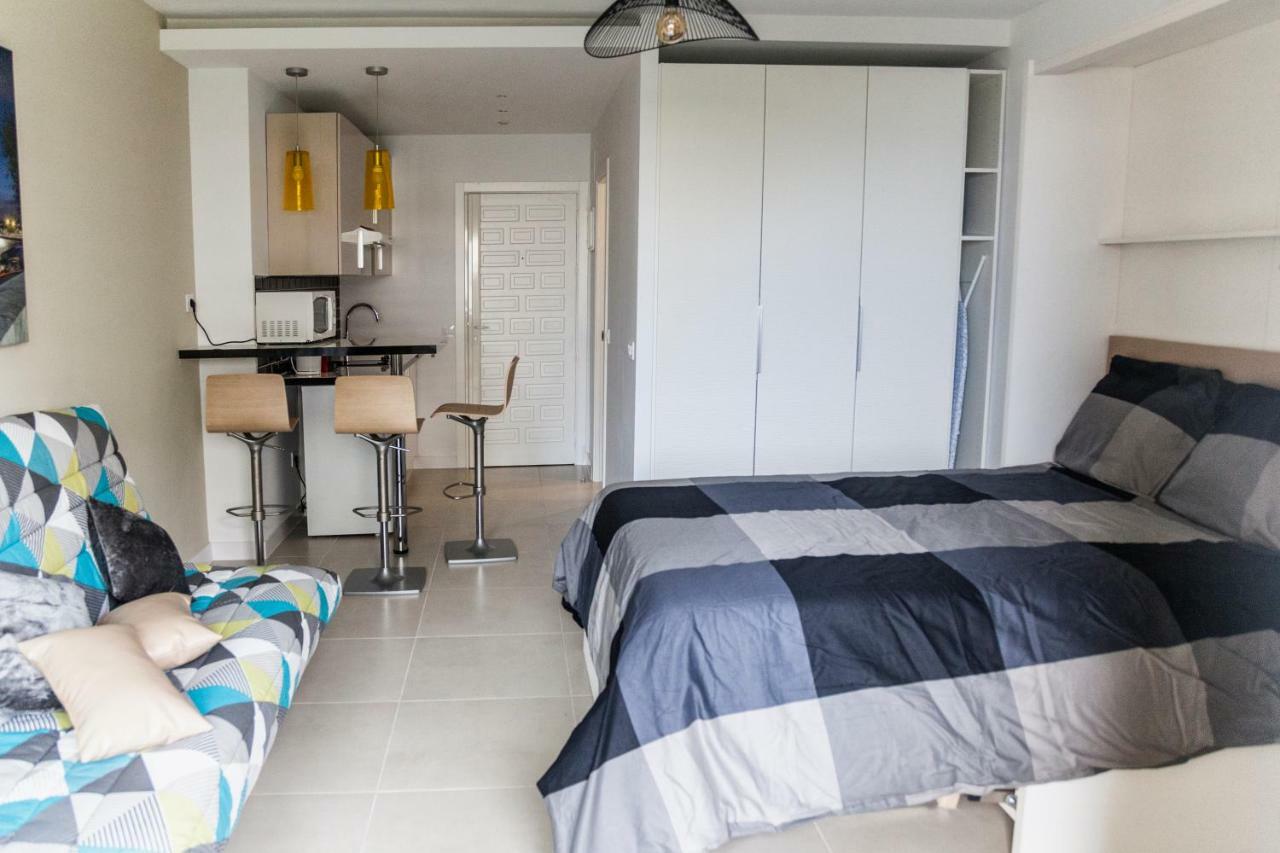 Estudio En Benalbeach Lejlighed Benalmádena Eksteriør billede